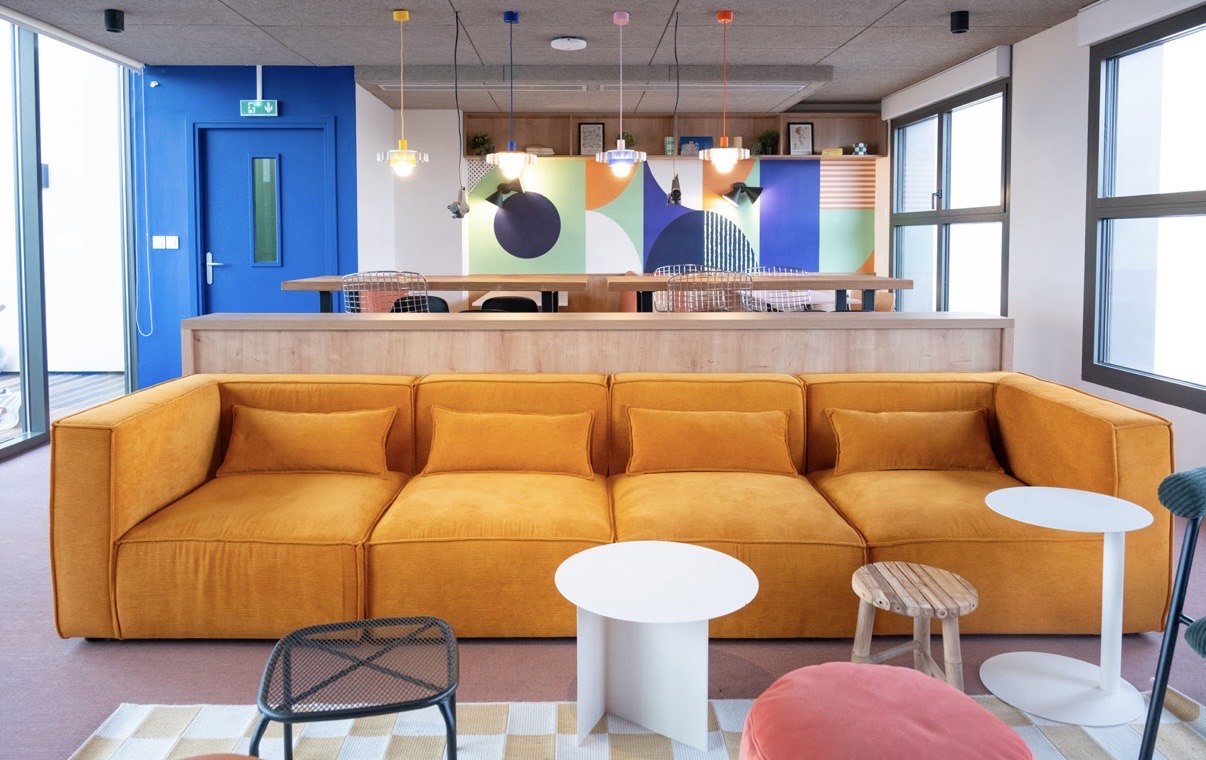 Salon et espace detente residence Kley camp basket Paris